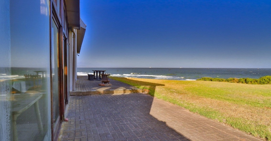 3 Bedroom Property for Sale in Bayview Western Cape